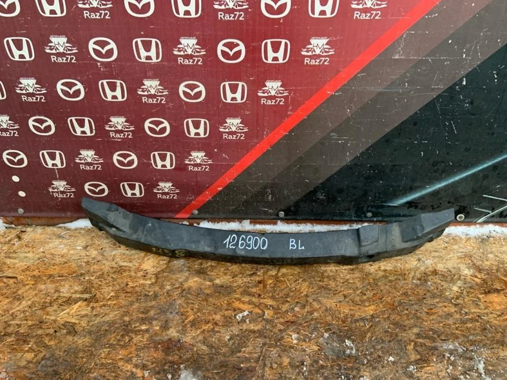 Наполнитель переднего бампера для Mazda 3 BL 2008-2013