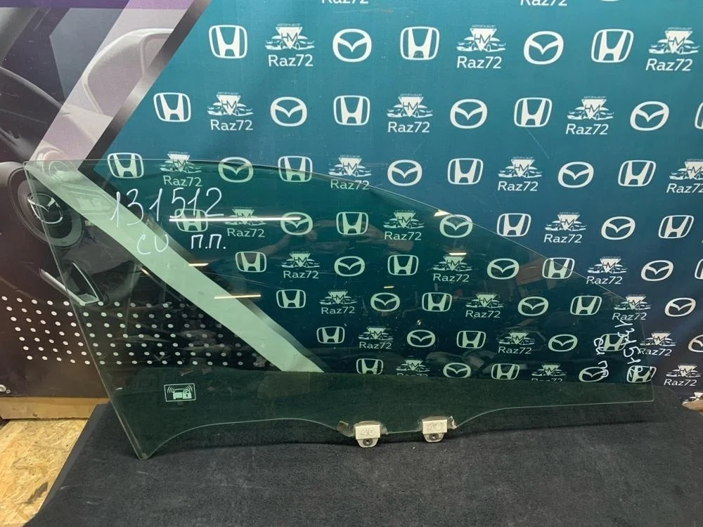 Стекло двери передней правой для Honda Accord 8  CU 2008-2013