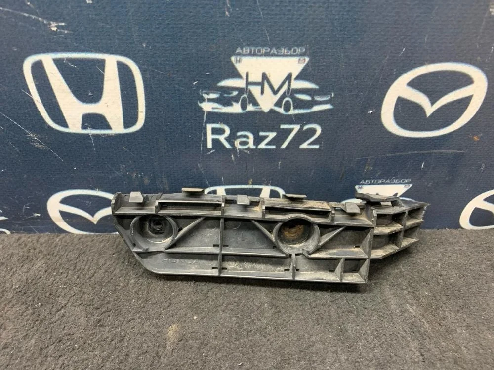 Кронштейн переднего бампера левый для Honda CR-V 3 RE 2006-2012