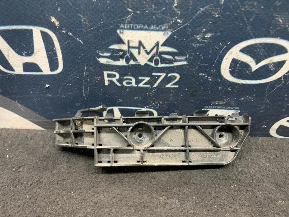 Кронштейн переднего бампера правый для Honda CR-V 3 RE 2006-2012