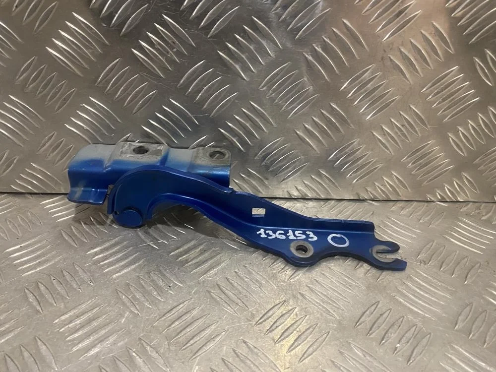 Петля капота правая для Mazda CX-5 KE 2011-2017