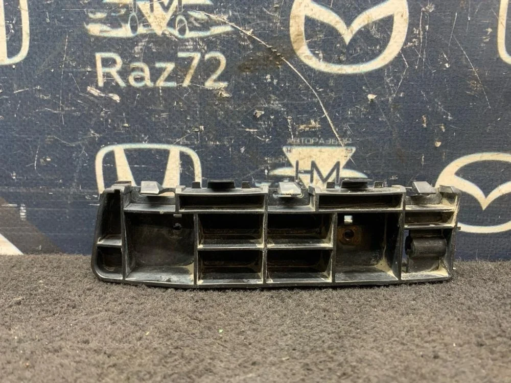 Направляющая переднего бампера левая для Honda Accord 8  CU 2008-2013