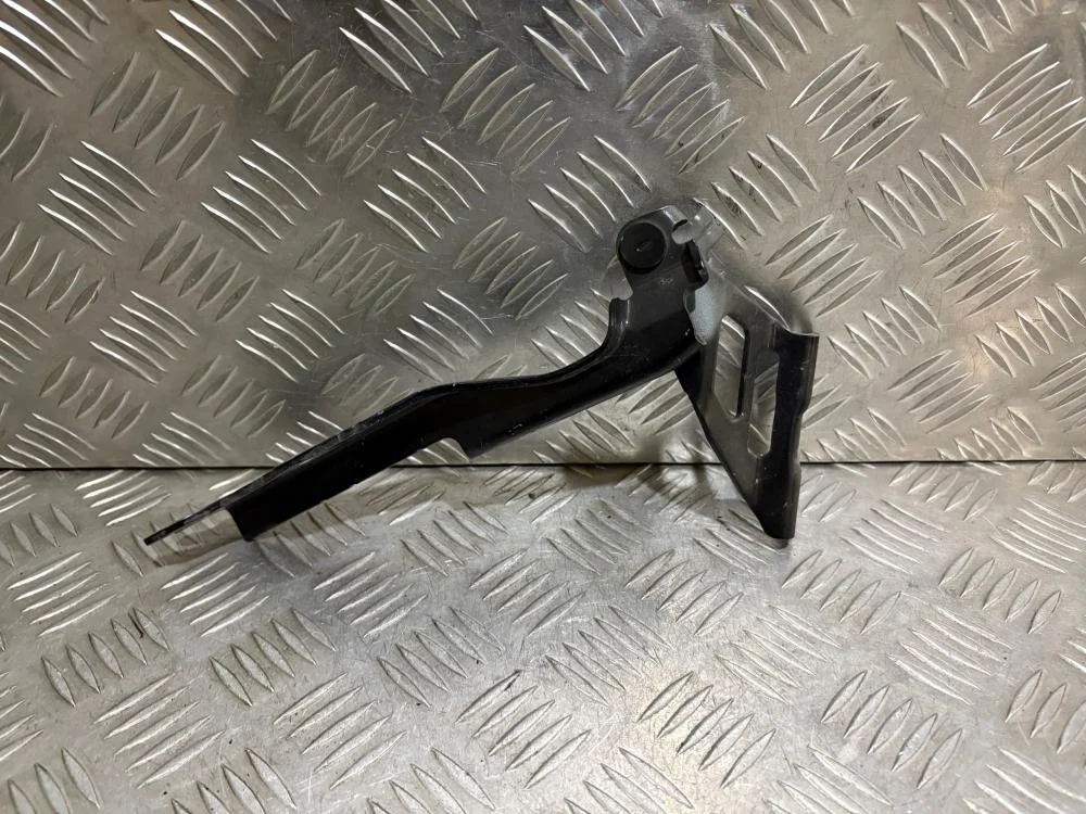 Петля капота правая для Mazda 6 GJ 2012-2018