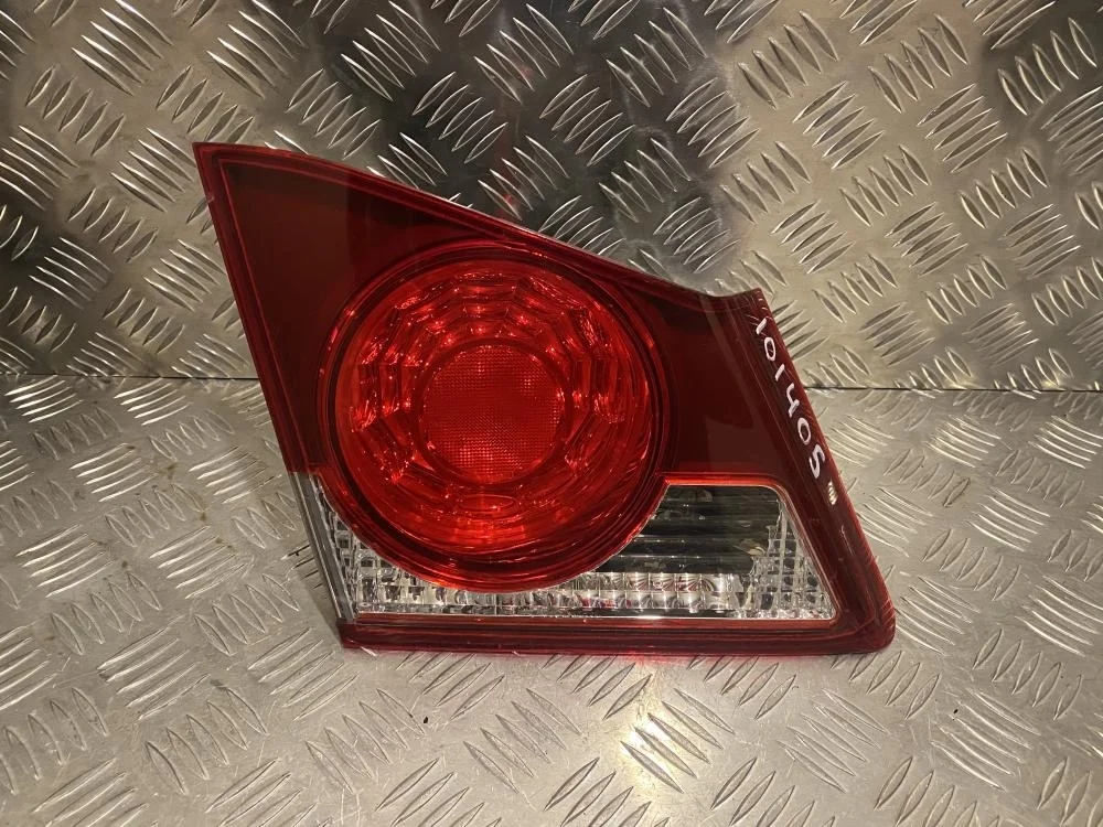 Фонарь задний внутренний левый для Honda Civic FD (4D) 2006-2012