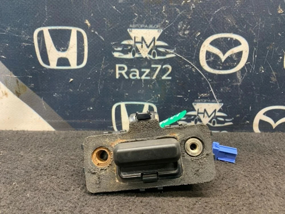 Кнопка открывания багажника для Honda Accord 7 CL 2003-2008