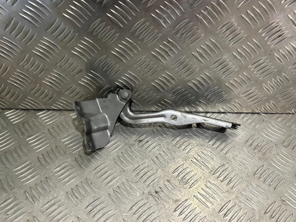 Петля капота правая для Mazda 6 GH 2007-2012