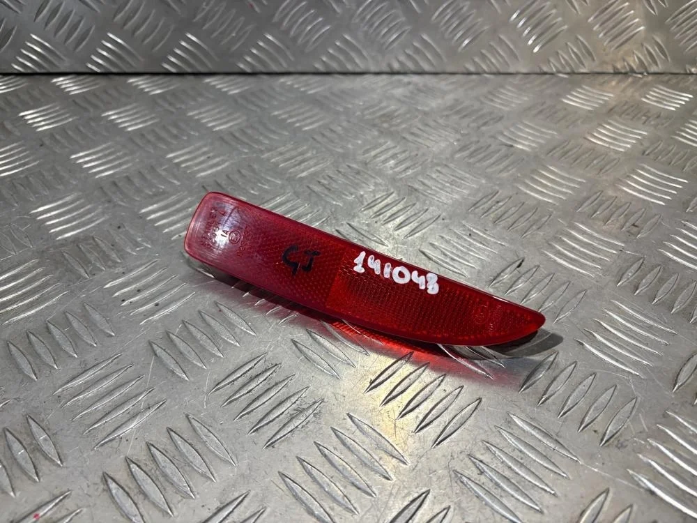 Отражатель в бампер задний левый для Mazda 6 GJ 2012-2018