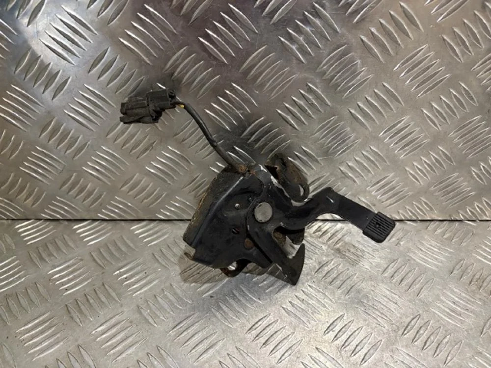 Замок капота для Honda Accord 8  CU 2008-2013