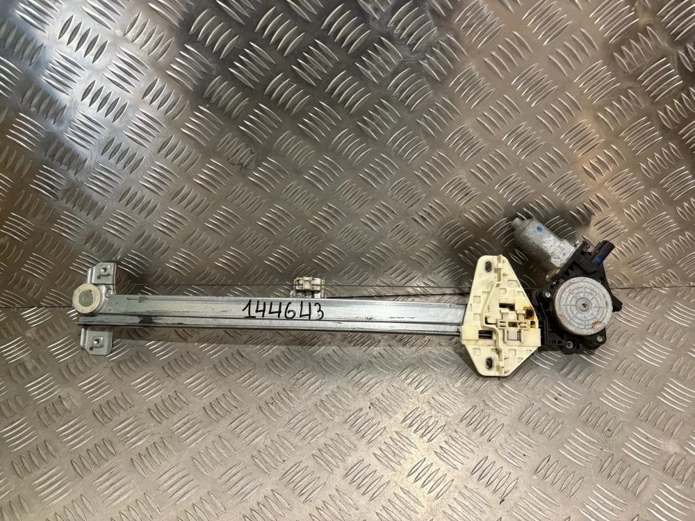 Стеклоподъемник электр. передний правый для Honda CR-V 3 RE 2006-2012