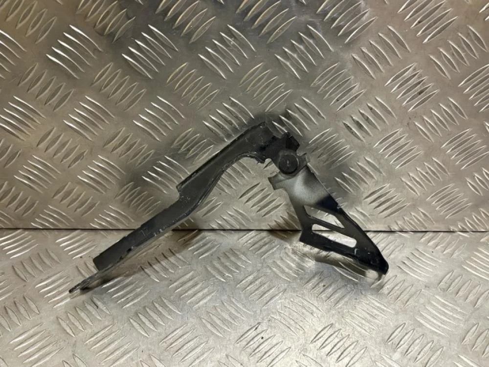 Петля капота левая для Mazda 6 GJ 2012-2018