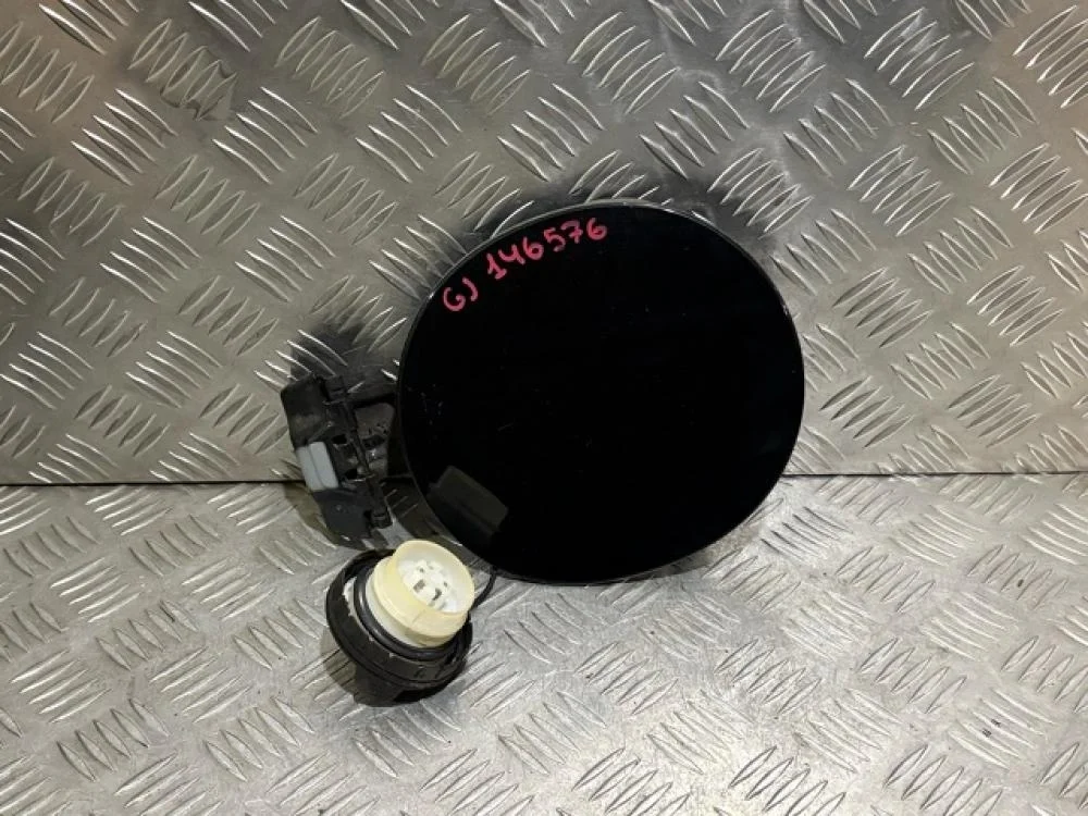 Лючок бензобака для Mazda 6 GJ 2012-2018