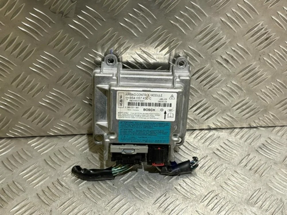 Блок управления AIR BAG для Mazda 3 BK 2002-2009