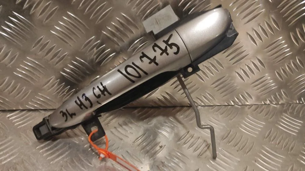 Ручка двери задней наружная левая для Mazda 3 BL 2008-2013