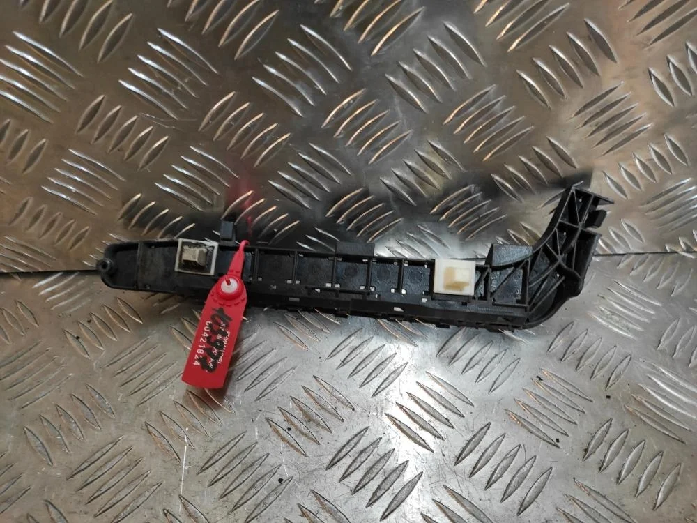 Кронштейн заднего бампера левый для Honda Civic FK FN 5D 2006-2012