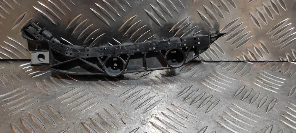 Направляющая переднего бампера левая для Honda Civic FD (4D) 2006-2012