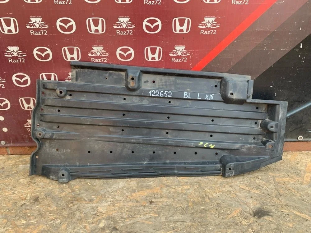 Защита антигравийная для Mazda 3 BL 2008-2013