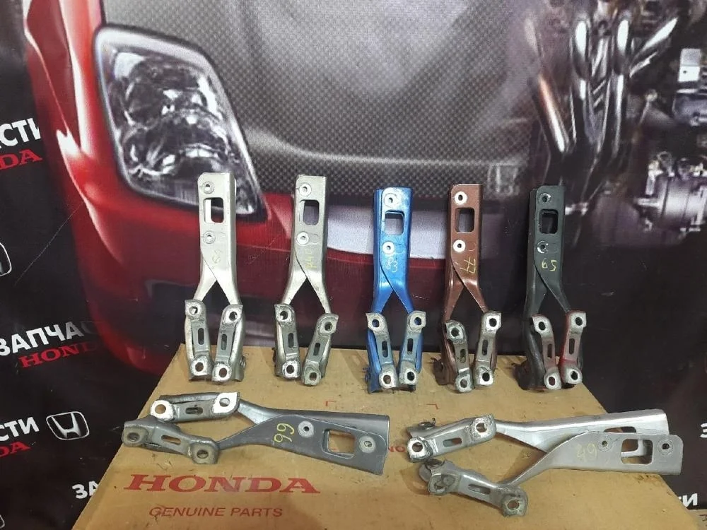 Петля капота левая для Honda Civic FK FN 5D 2006-2012