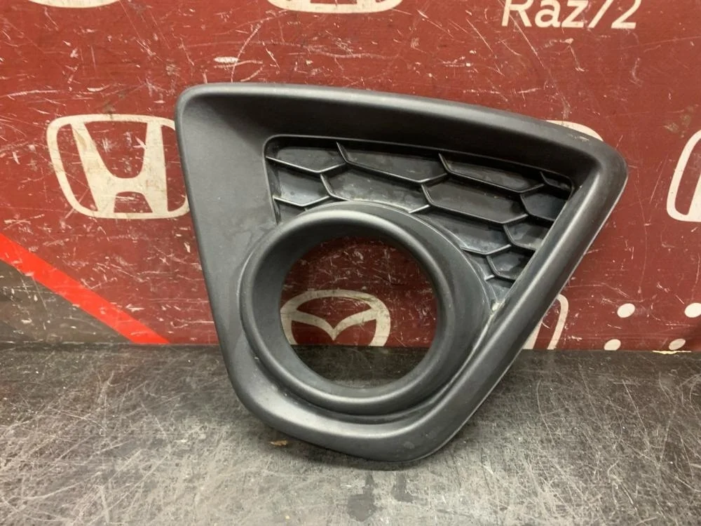 Рамка противотуманной фары левой для Mazda CX-5 KE 2011-2017