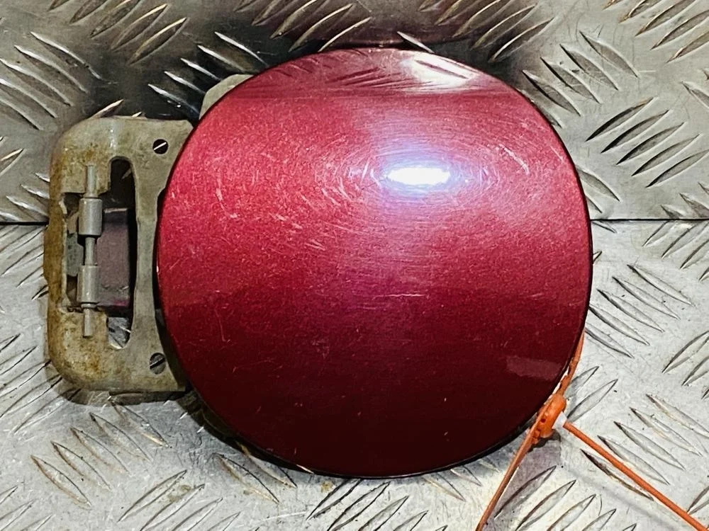 Лючок бензобака для Honda Civic FD (4D) 2006-2012