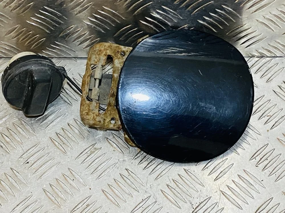 Лючок бензобака для Honda Civic FD (4D) 2006-2012