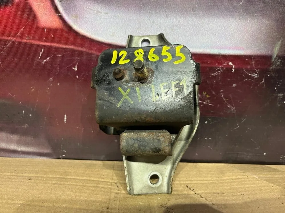 Опора двигателя левая для Subaru Impreza WRX g11 2005-2007