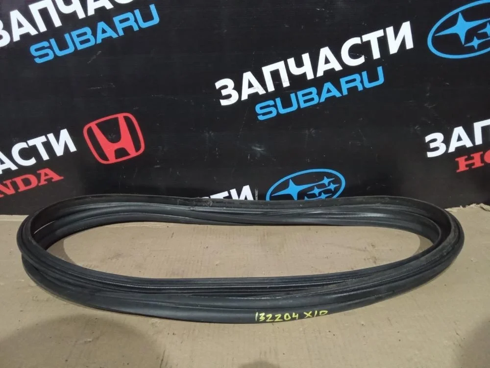 Уплотнитель багажника для Subaru Impreza WRX g11 2005-2007
