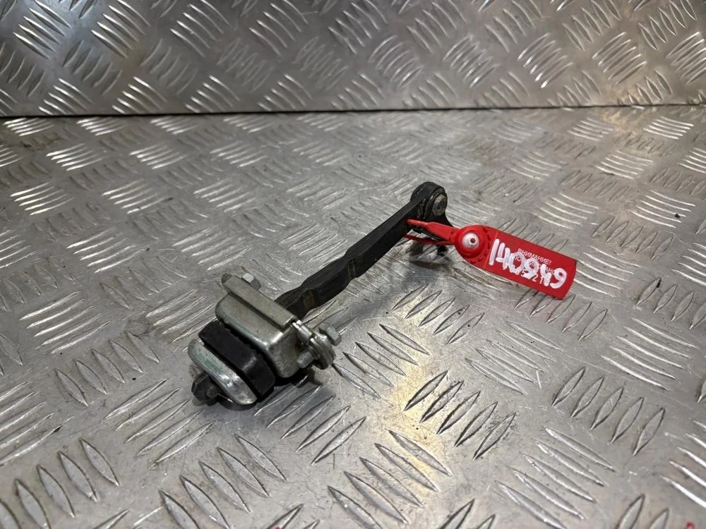 Ограничитель двери для Honda CR-V 3 RE 2006-2012