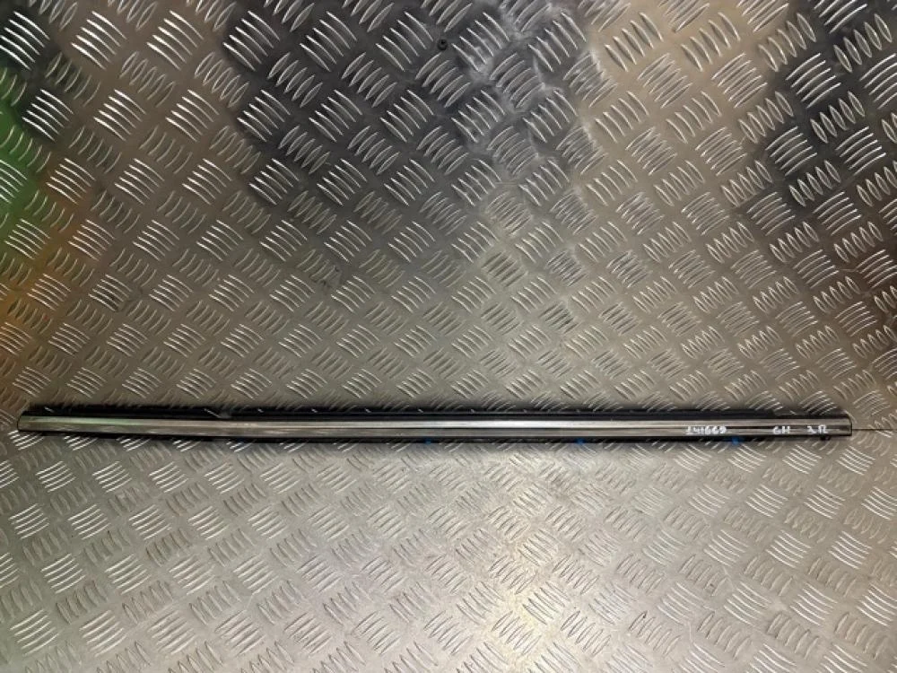 Молдинг задней правой двери для Mazda 6 GH 2007-2012