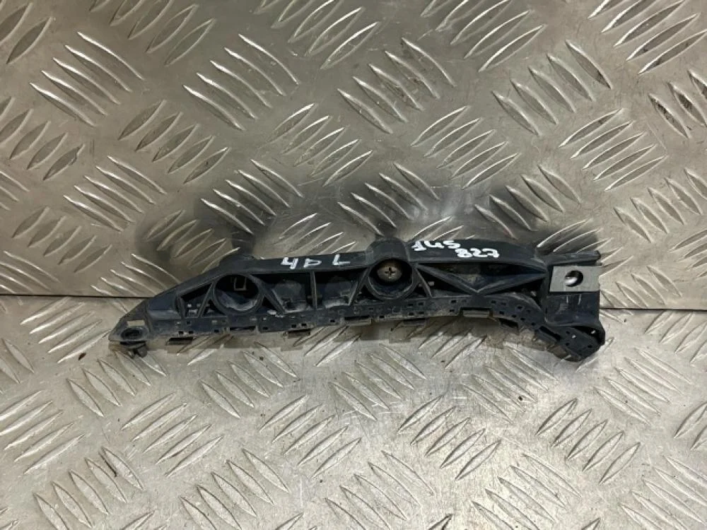 Кронштейн переднего бампера левый для Honda Civic FD (4D) 2006-2012