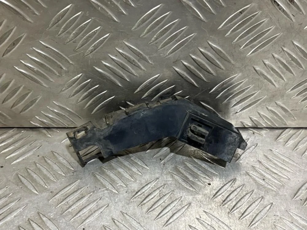 Кронштейн переднего бампера левый для Honda Civic FK FN 5D 2006-2012