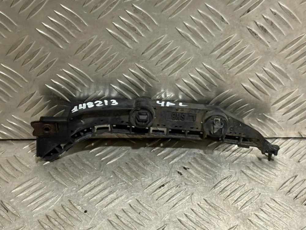 Направляющая переднего бампера левая для Honda Civic FD (4D) 2006-2012