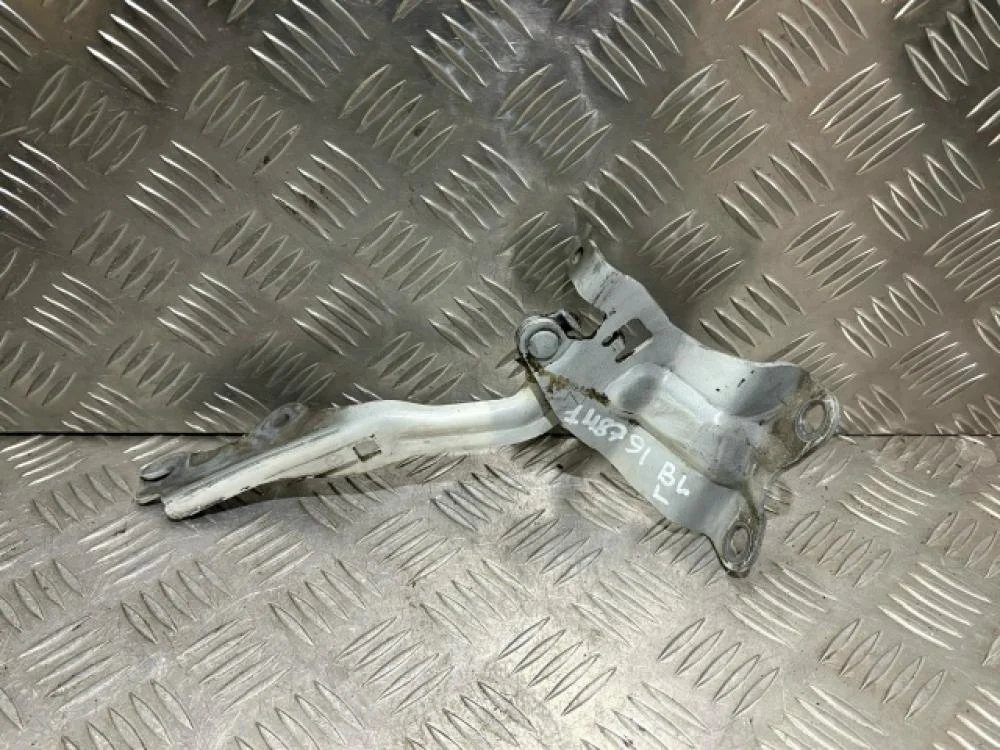Петля капота левая для Mazda 3 BL 2008-2013