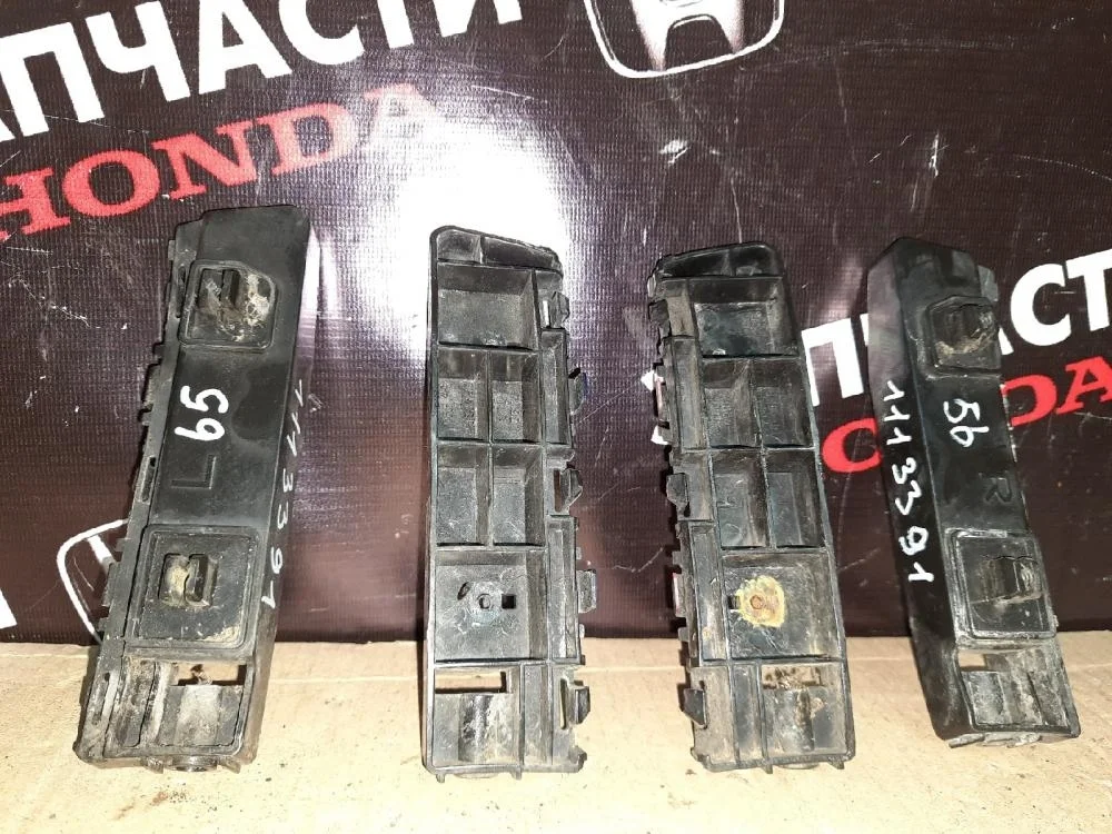 Кронштейн переднего бампера левый для Honda Accord 8  CU 2008-2013