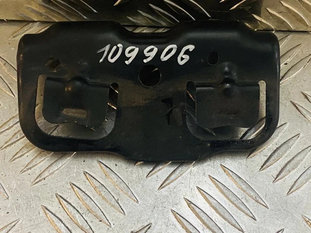 Кронштейн фонаря для Honda Accord 7 CL 2003-2008