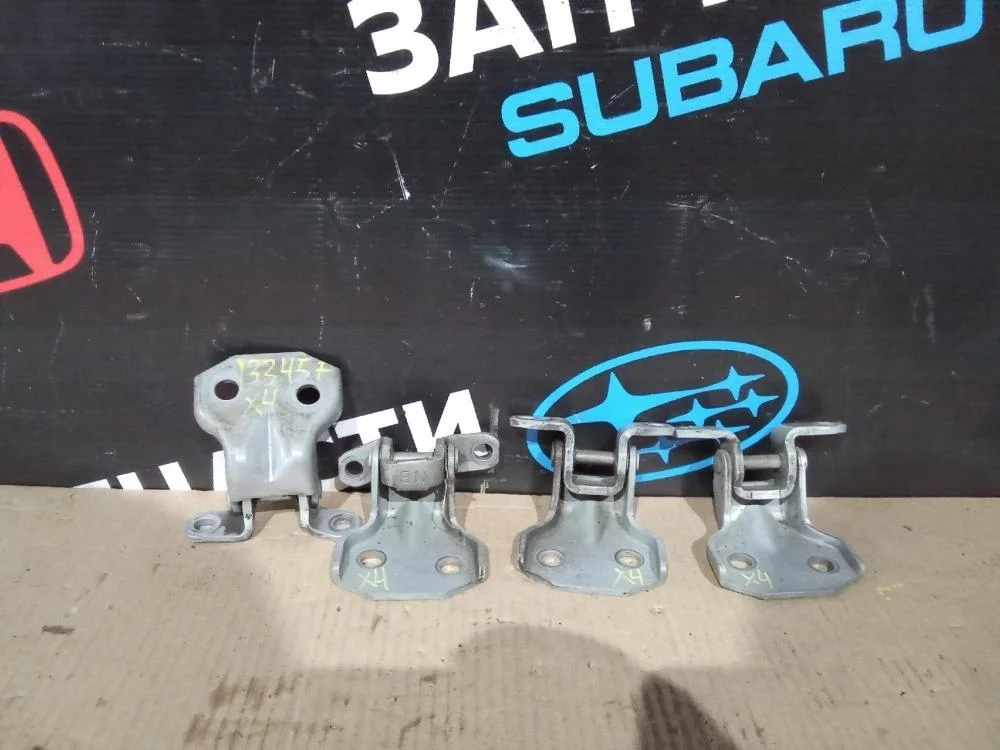 Петля двери задней левой верхняя для Subaru Impreza WRX STI 2007-2011