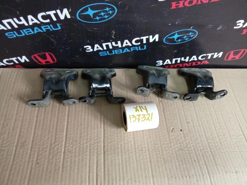 Петля двери задней левой верхняя для Subaru Impreza WRX 2007-2011