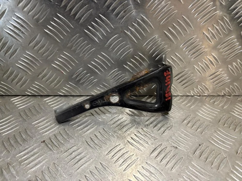 Кронштейн крепления крыла для Mazda 6 GH 2007-2012