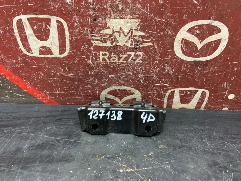 Кронштейн фонаря для Honda Civic FD (4D) 2006-2012