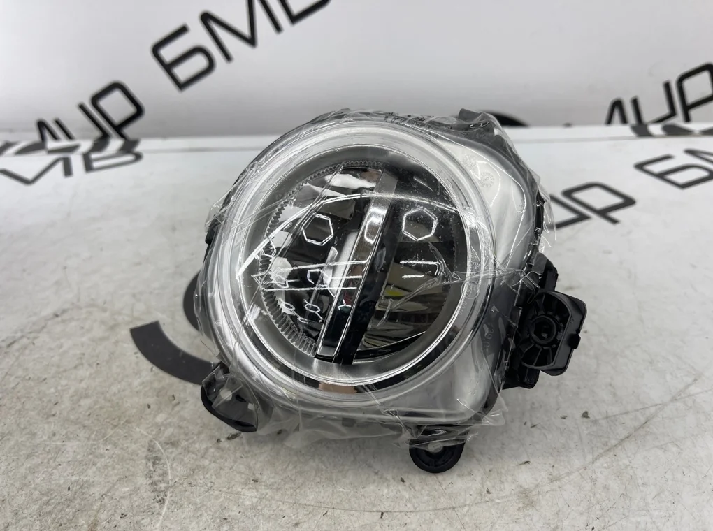 Фара противотуманная BMW X5 F85