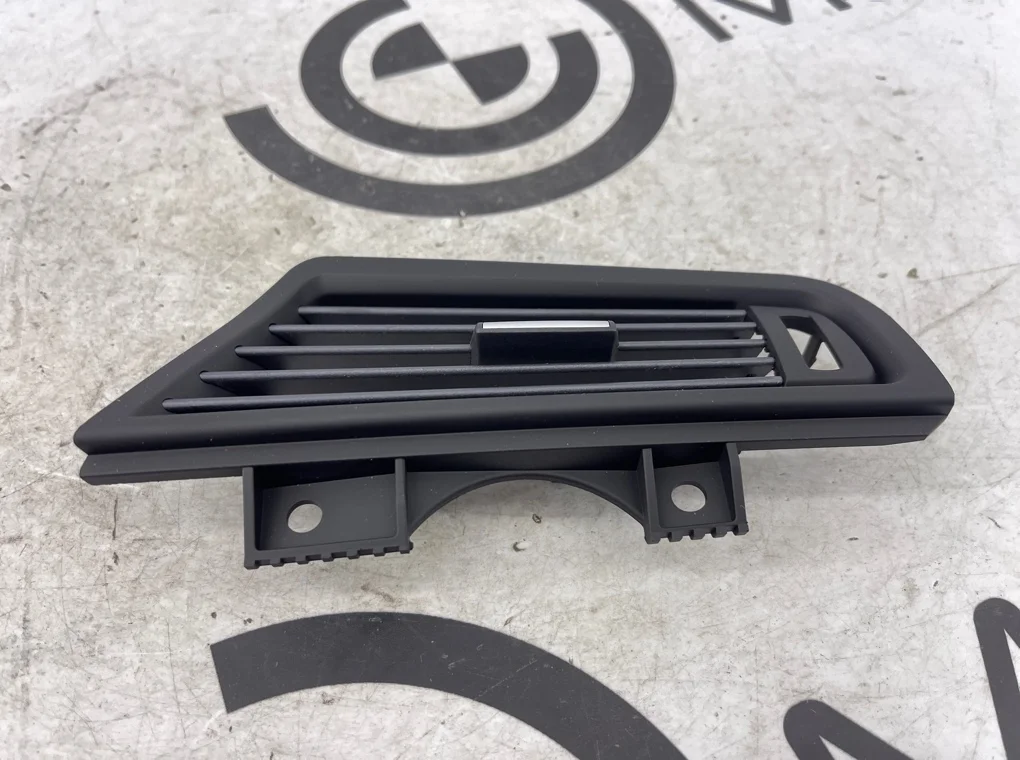 Решетка вентиляционная Bmw 5 - Series 64229166884 F10, передняя правая