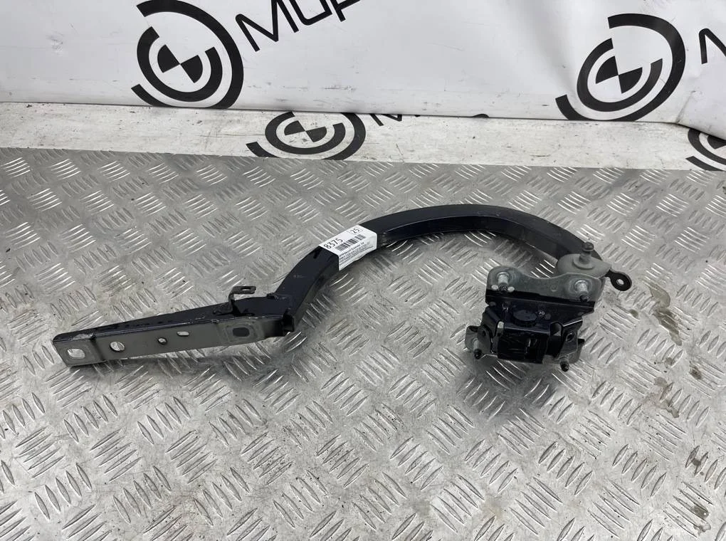 Петля крышки багажника Bmw 5' 530D Xdr 2017 41007440697 G30 B57D30A, левая
