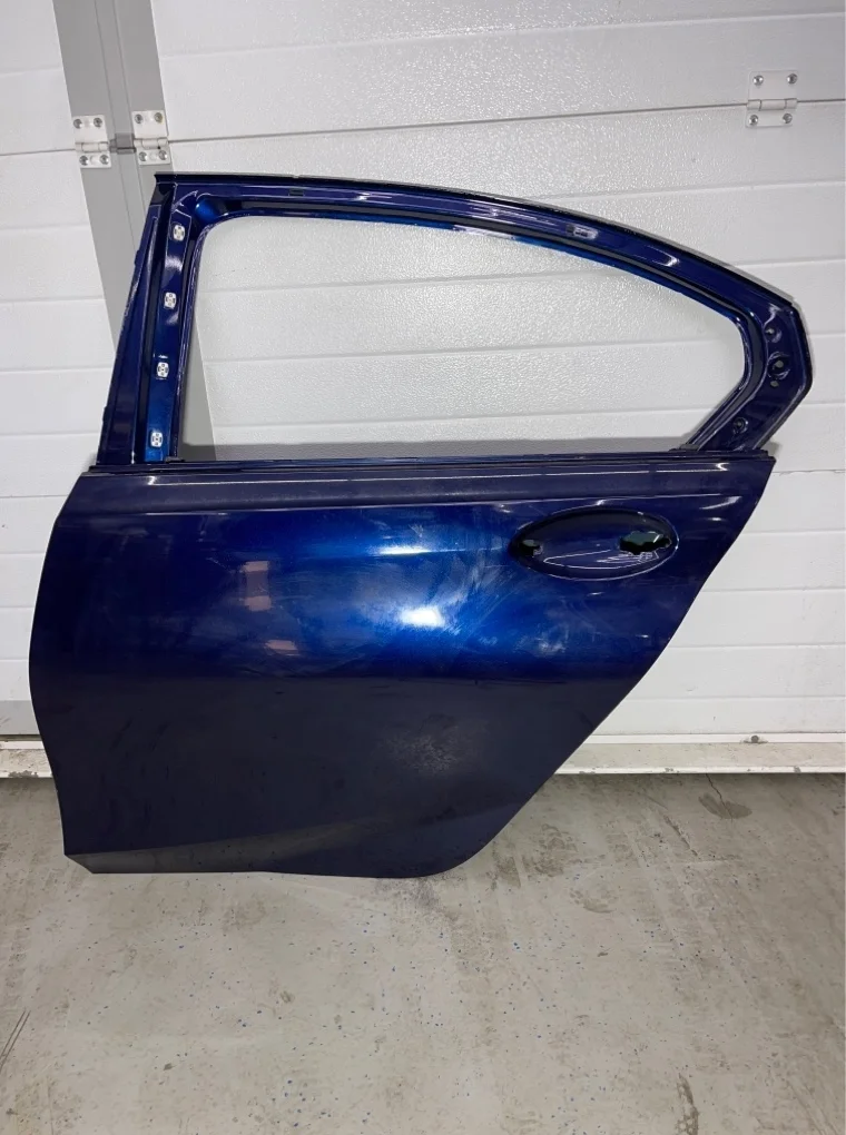 Дверь боковая BMW M3 Competition xDrive 2022 G80