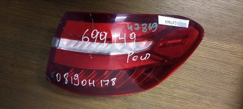 Фонарь наружный Mercedes GLC A2539067400 X253, задний правый
