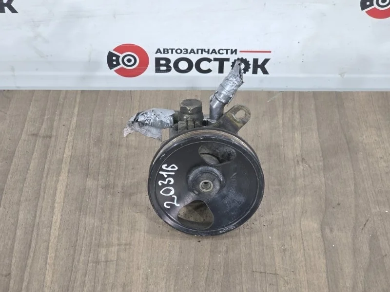 Насос гур NISSAN PRIMERA 2002 49110AV700 P12 QG18DE