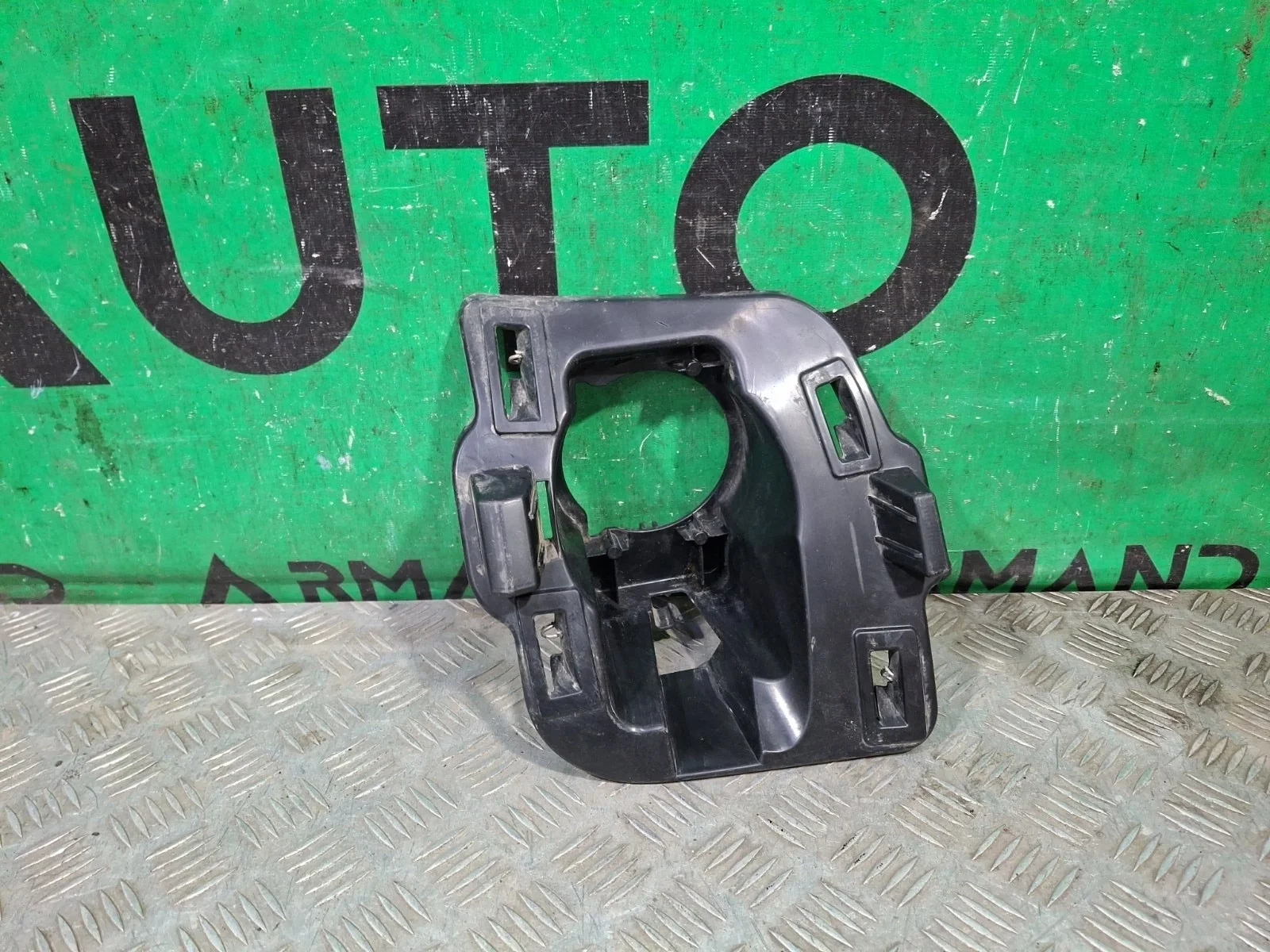 Кронштейн птф Renault Logan 2018-2022