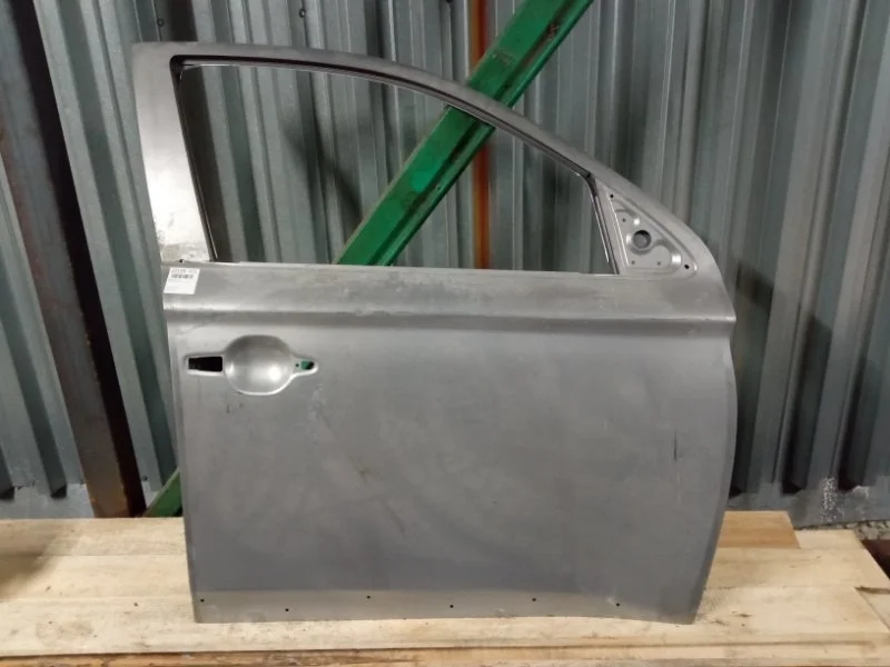 Дверь Mitsubishi Outlander 3 2015-2021 5700B844, передняя правая