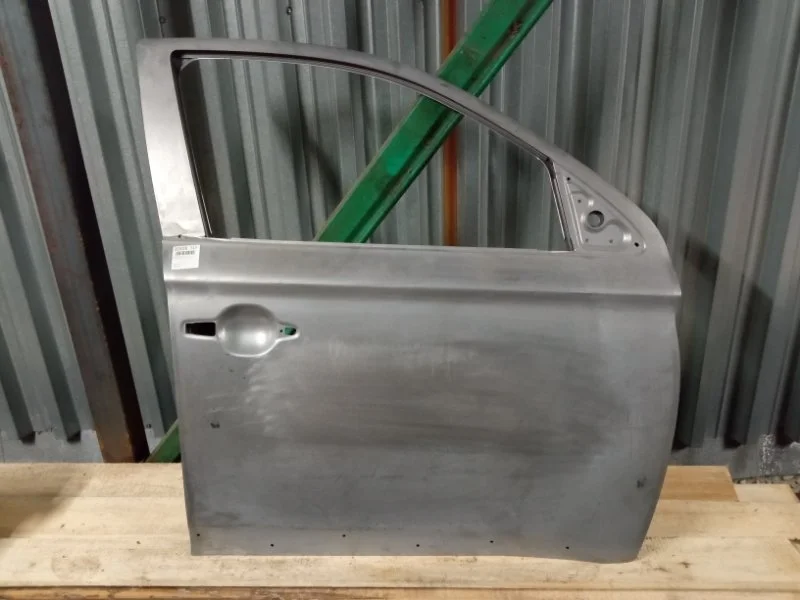 Дверь Mitsubishi Outlander 3 2015-2021 5700B844, передняя правая