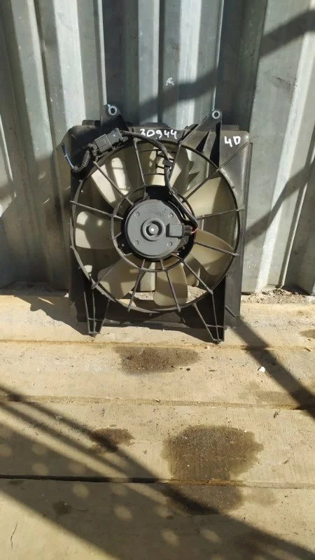 Диффузор вентилятора кондиционера Honda Civic 8 2006-2011 38615RRAA01 4D LDA