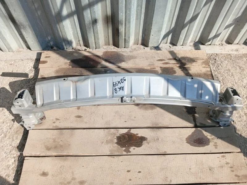 Усилитель бампера Honda Accord 8 2008-2012 71130TL0G01ZZ, передний