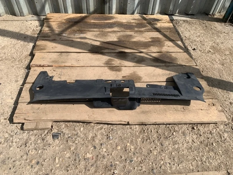 Накладка замка капота Mitsubishi Lancer 10 2007-2010 6400A831